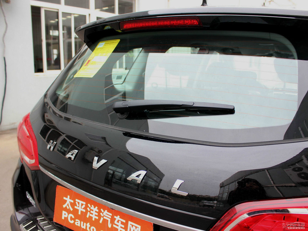 經(jīng)典黑哈弗H6車尾外觀圖片