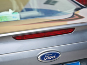 2013款 2.3L 時(shí)尚型 2013款 2.3L 時(shí)尚型