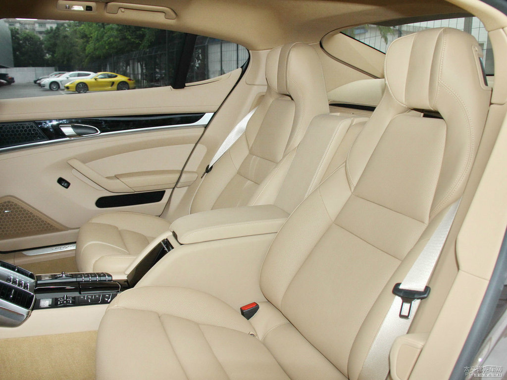̼ɫPanamera΃(ni)DƬ