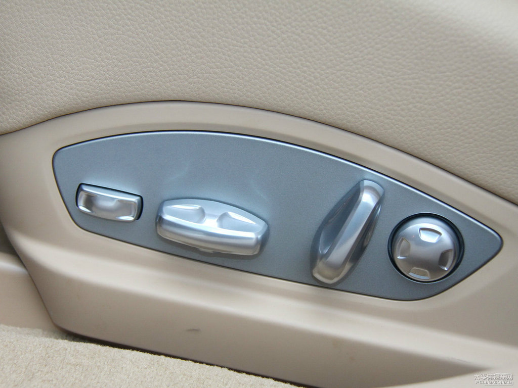 ̼ɫPanamera΃(ni)DƬ