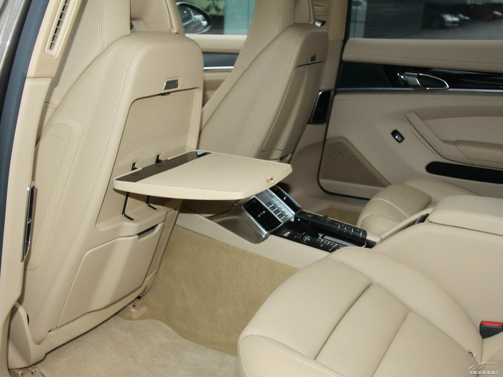 Panamera空間高清大圖