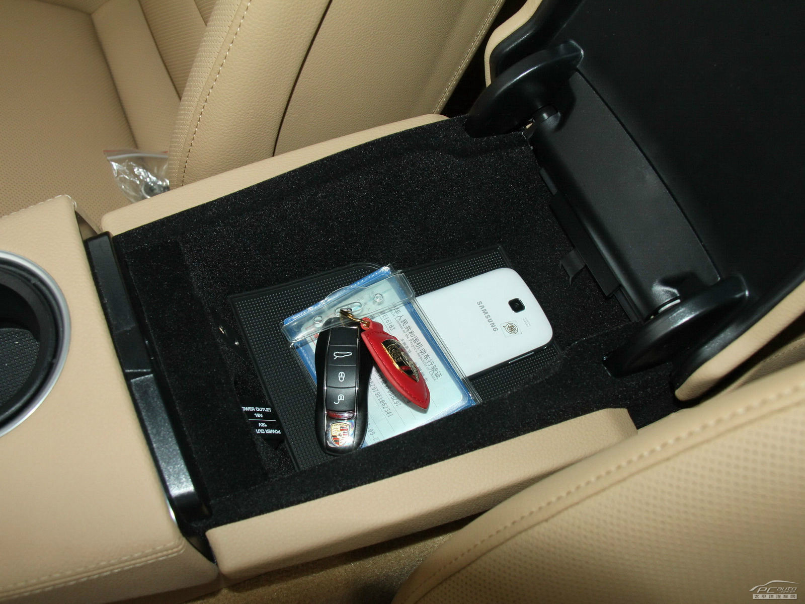 Panamera空間高清大圖