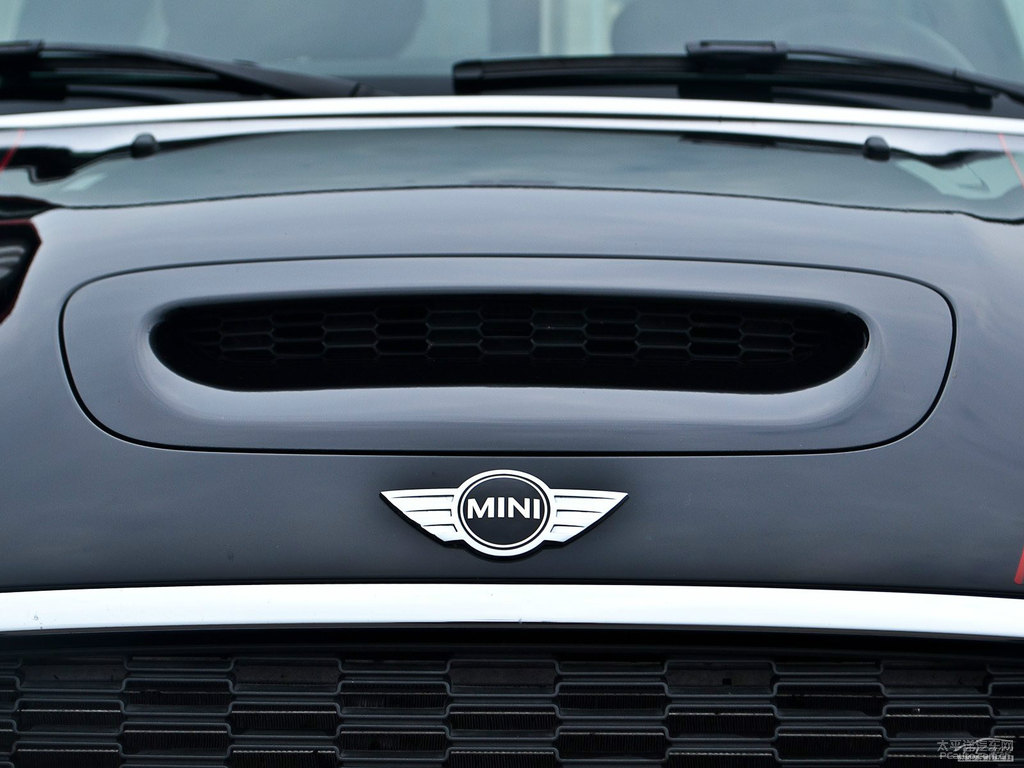 ҹMINI JCW CLUBMAN܇^^DƬ