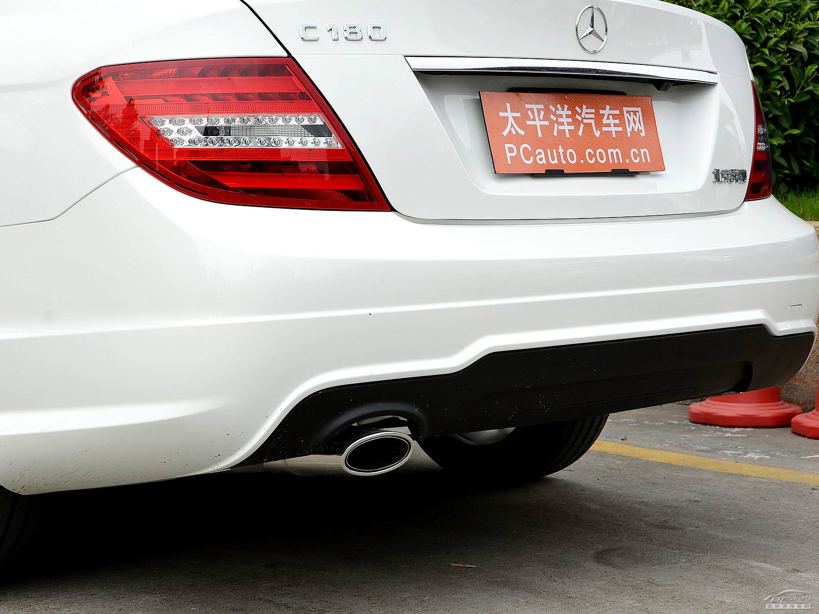 奔馳C級外觀高清大圖