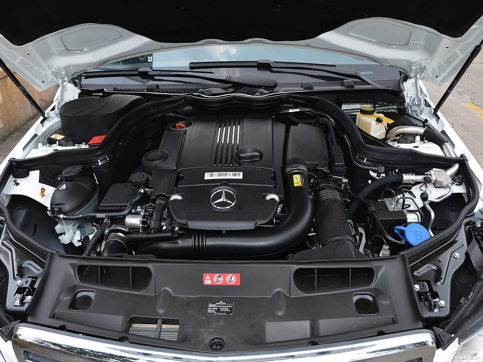 奔馳C級細(xì)節(jié)高清大圖