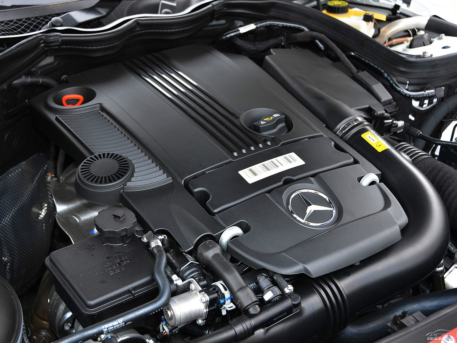 奔馳C級細節(jié)高清大圖