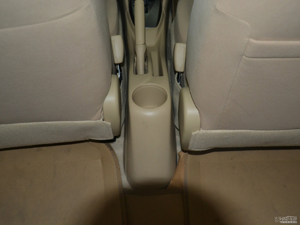 YARiS L ΃(ni)DƬ