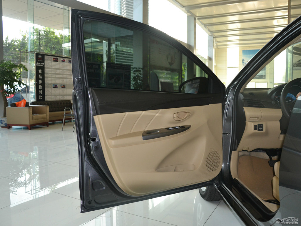 YARiS L ܇(ni)DƬ