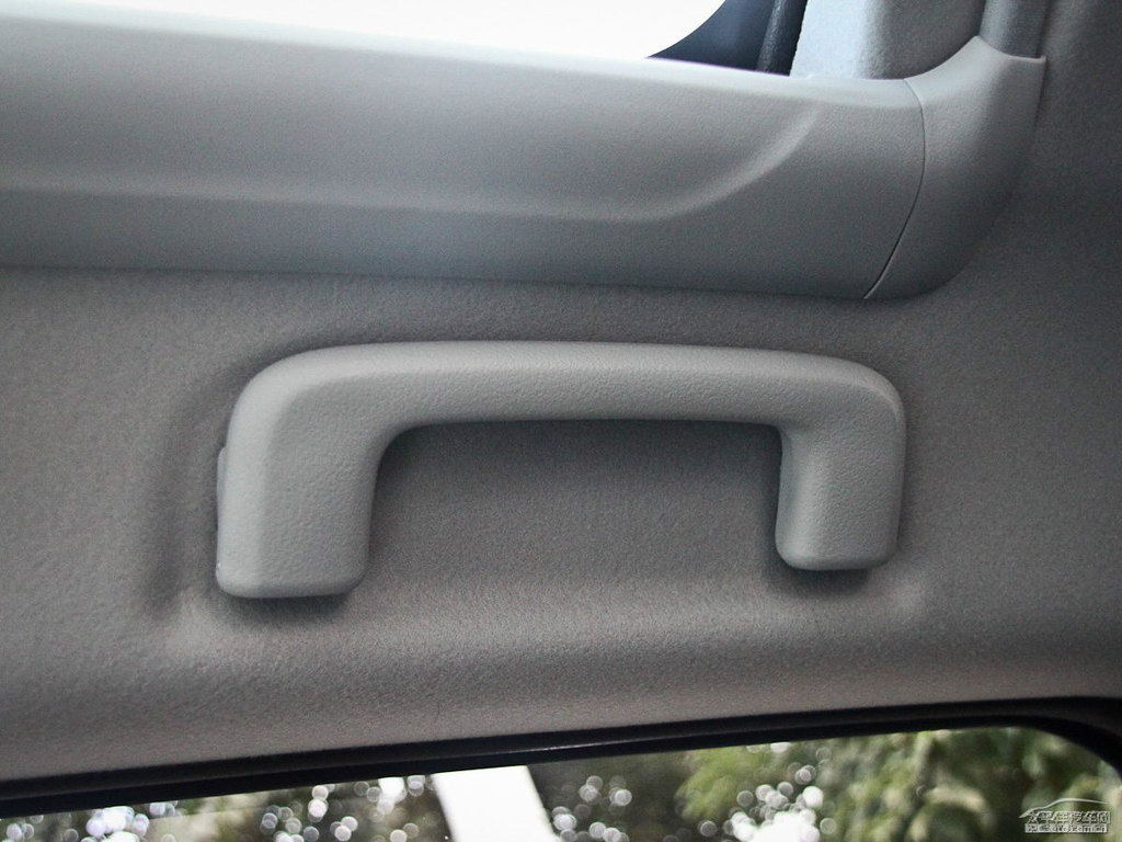 NޱtѩFC4 AIRCROSS(M(jn))(ni)DƬ