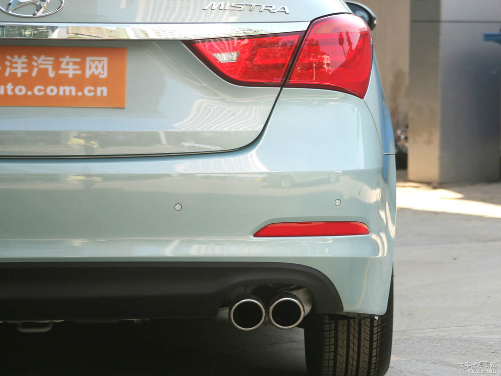 北極玉名圖車尾外觀圖片