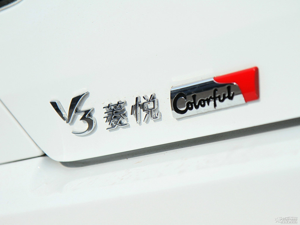 °V3␂^DƬ