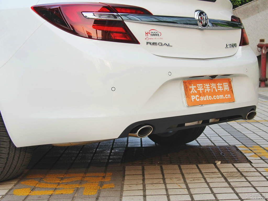 幻白君威車(chē)尾外觀圖片
