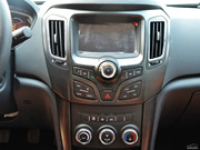 2013款 2.0L 手動兩驅(qū)智享版 2013款 2.0L 手動兩驅(qū)智享版