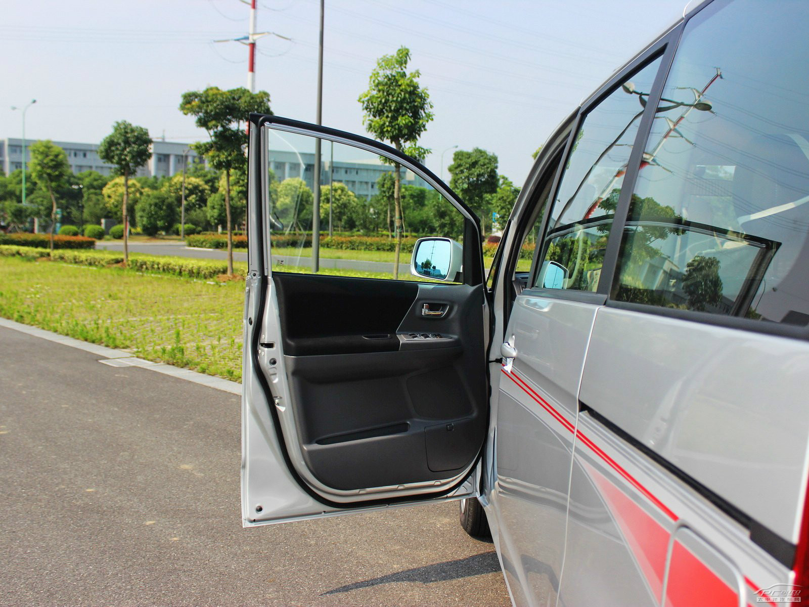 長(zhǎng)城V80內(nèi)飾高清大圖