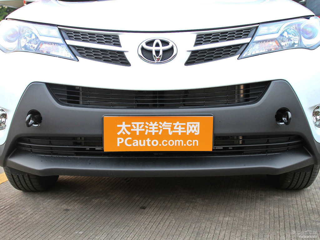 超級(jí)白R(shí)AV4榮放車頭外觀圖片