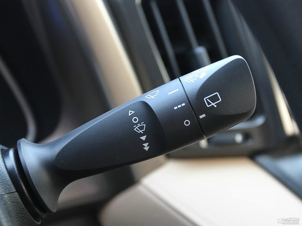 超級白RAV4榮放中控內飾圖片