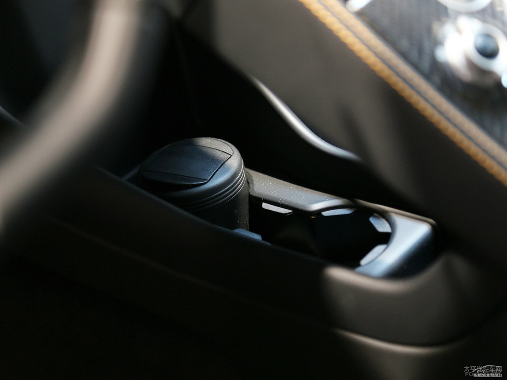 ɫ~PMP4-12C܇(ni)DƬ