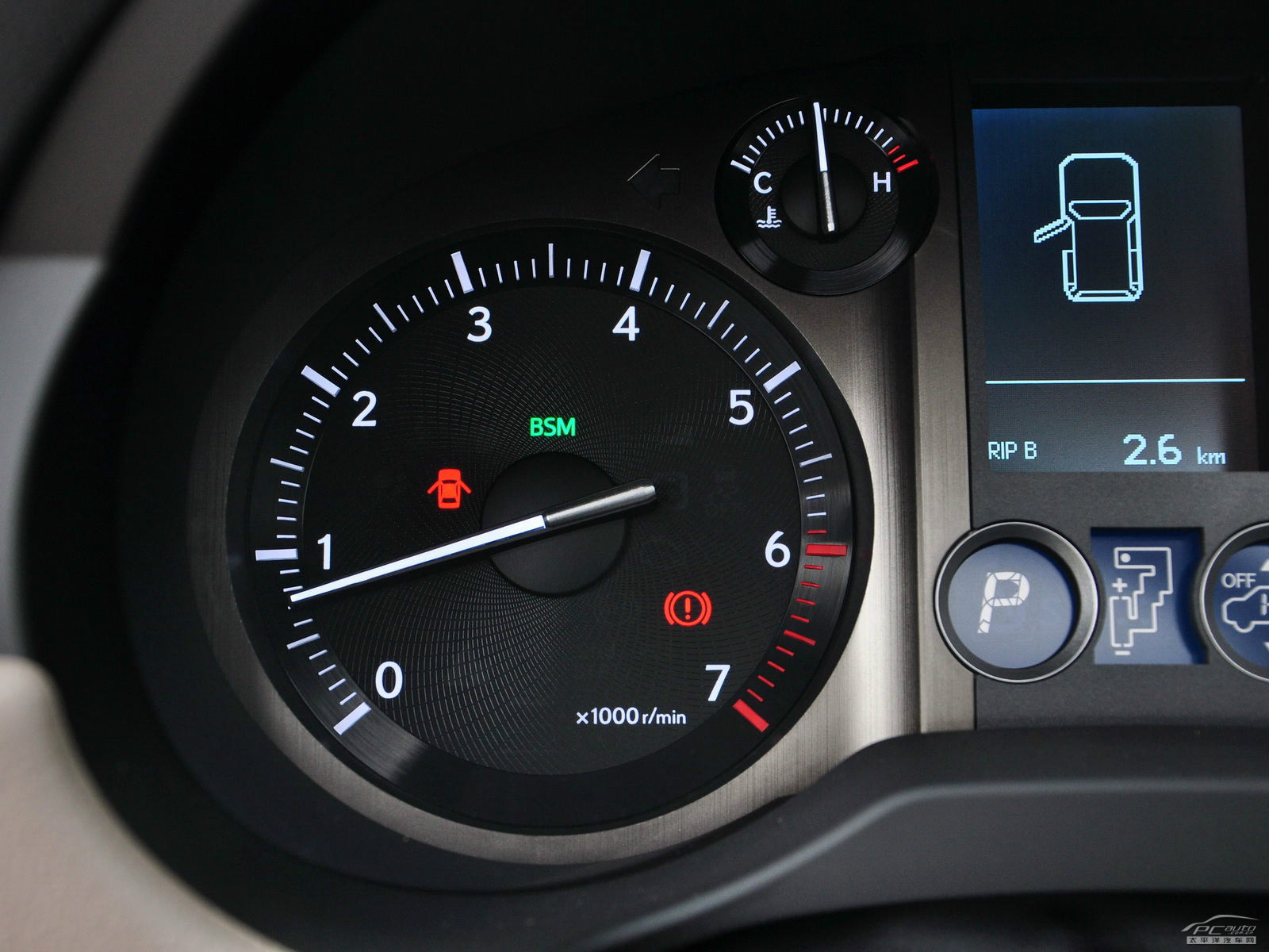 雷克薩斯GX內(nèi)飾高清大圖