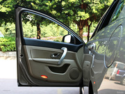 2013款 改款 2.0L 豪華版 2013款 改款 2.0L 豪華版