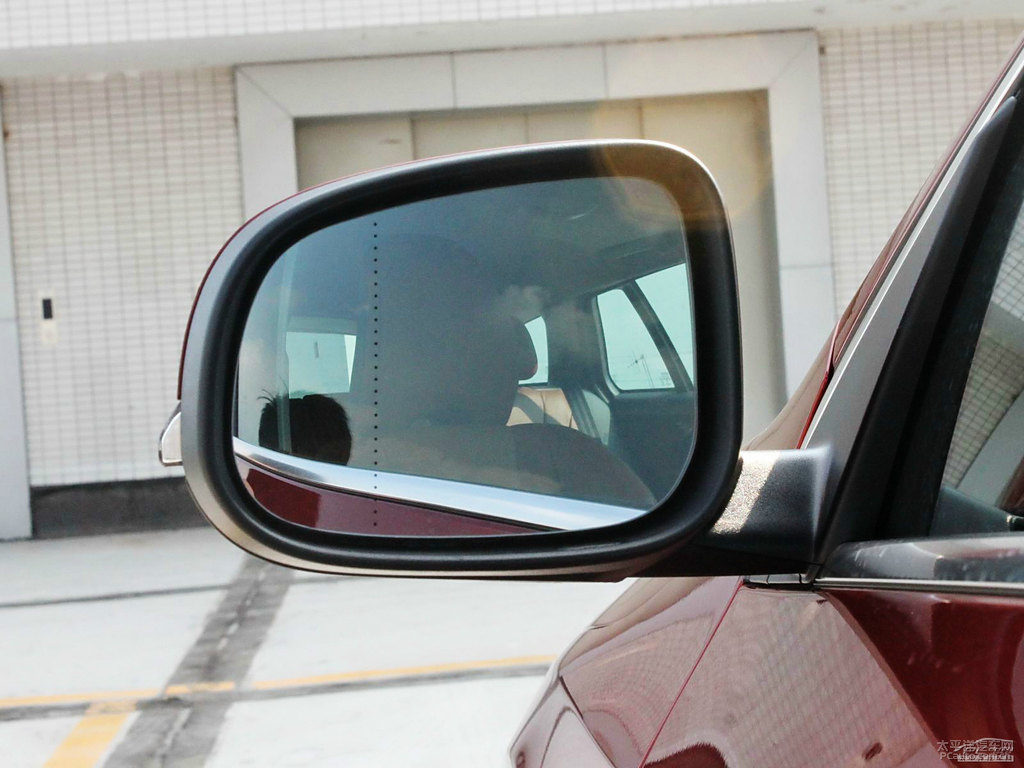 沃爾沃V60車身外觀圖片