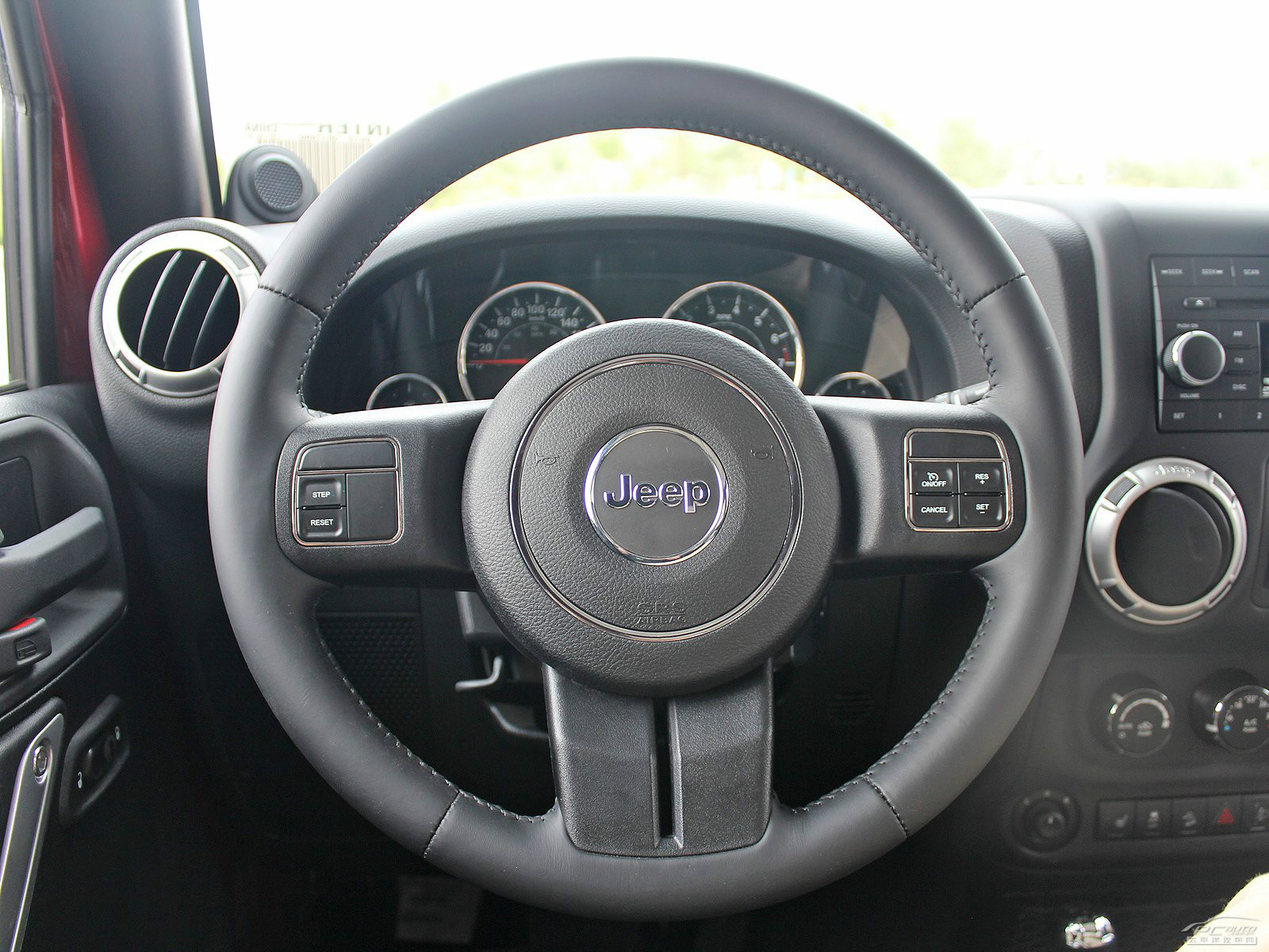 牧馬人內(nèi)飾高清大圖