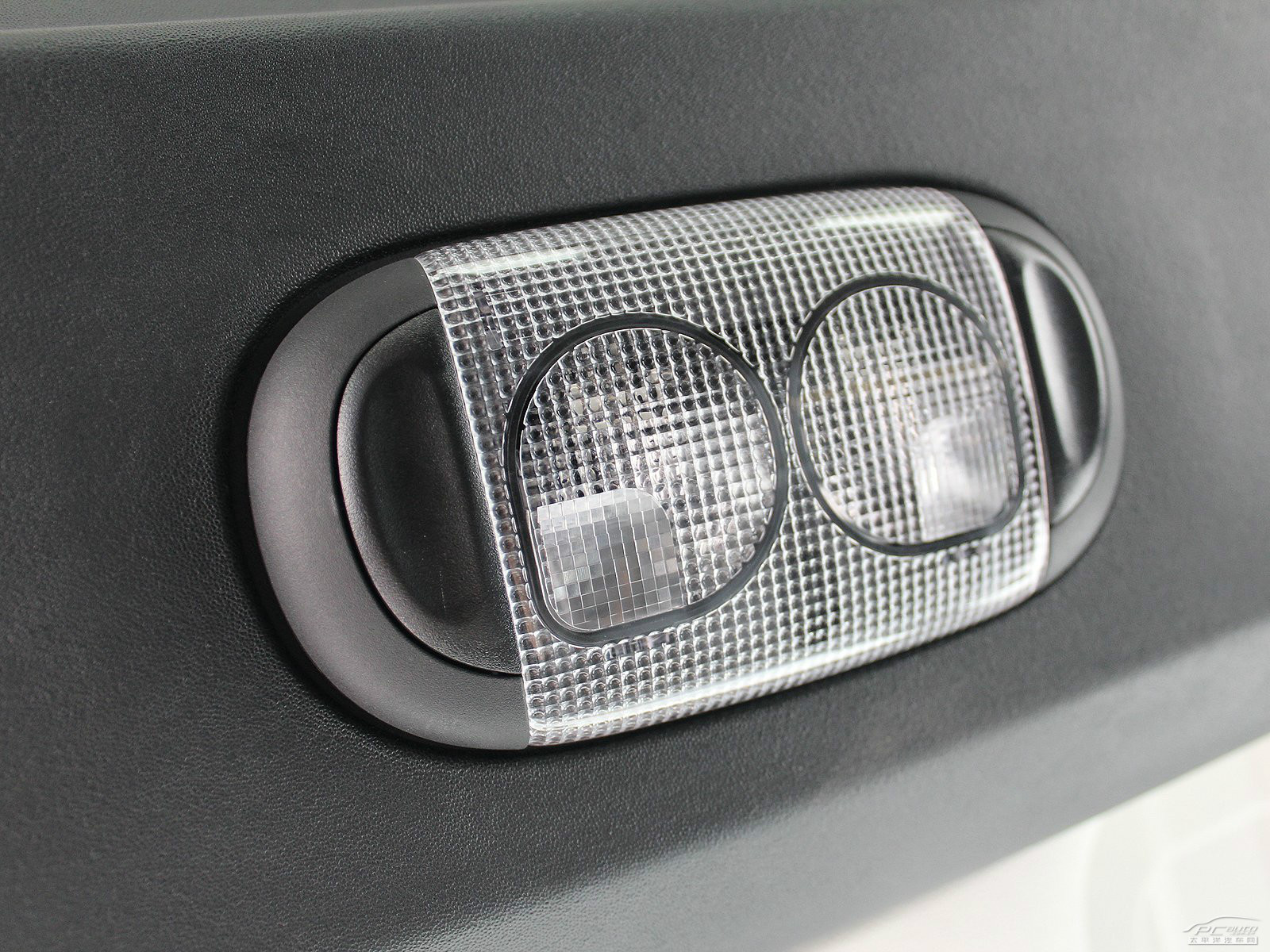 牧馬人內(nèi)飾高清大圖