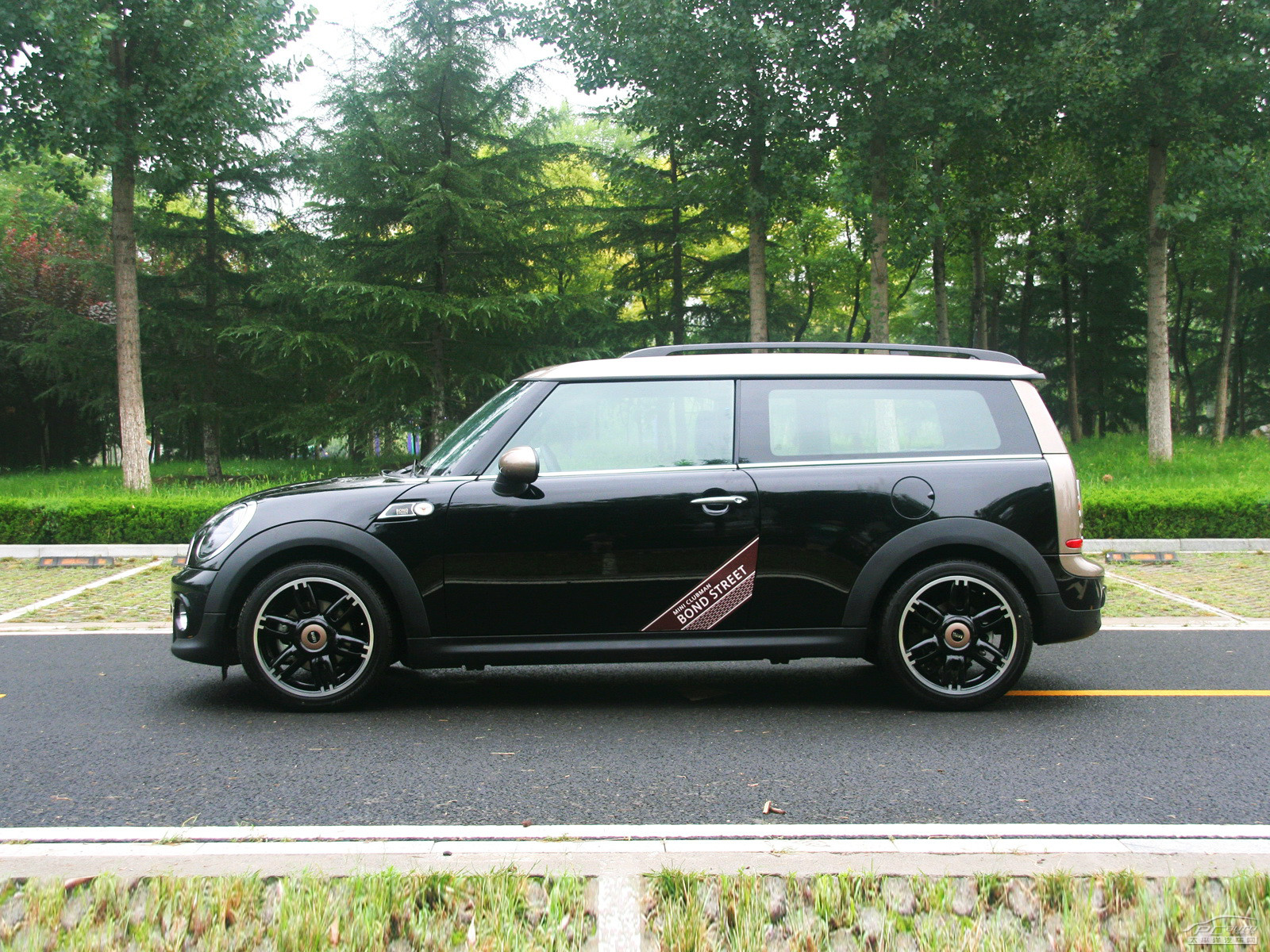 MINI CLUBMAN外觀高清大圖