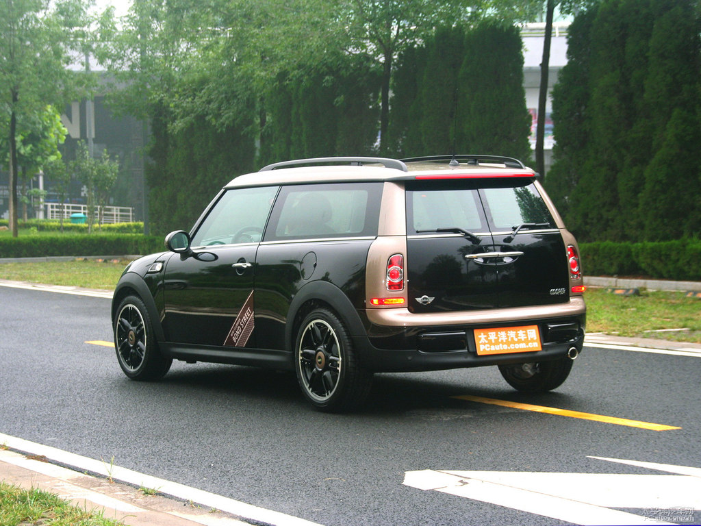 ҹMINI CLUBMAN܇^^DƬ