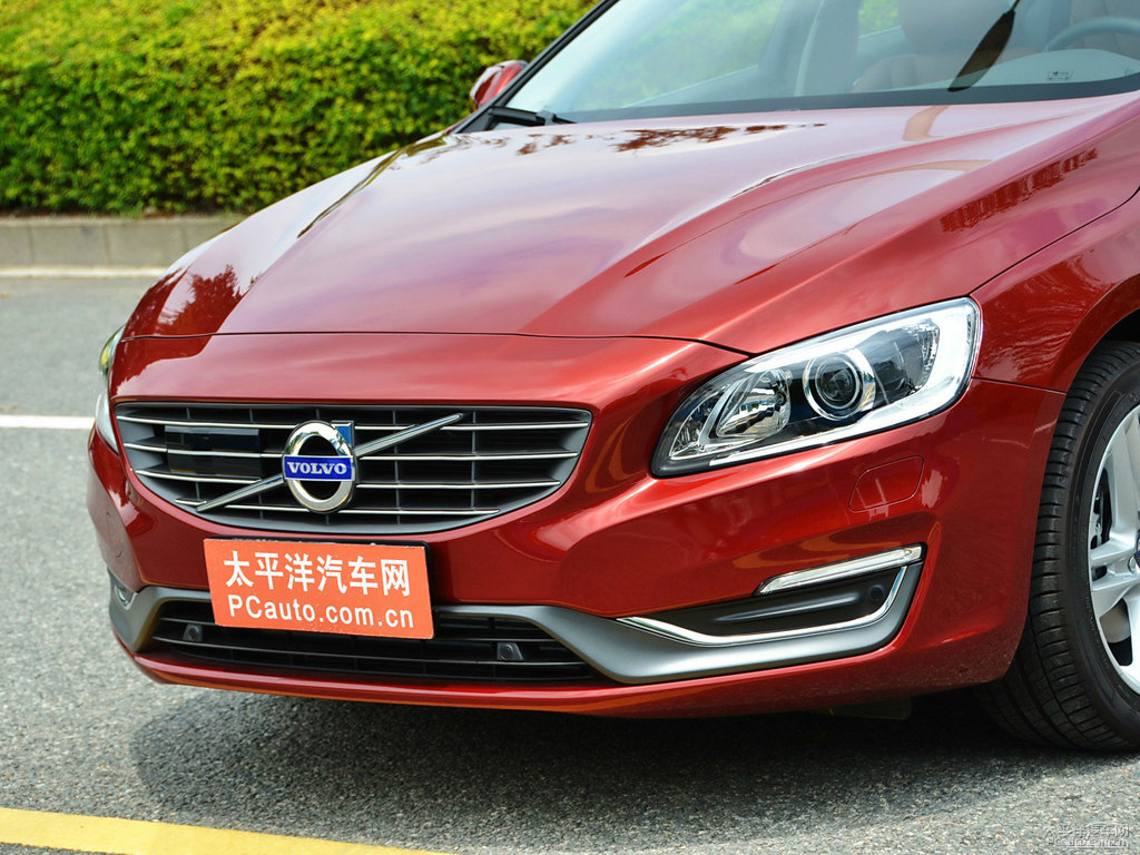 沃爾沃V60車頭外觀圖片