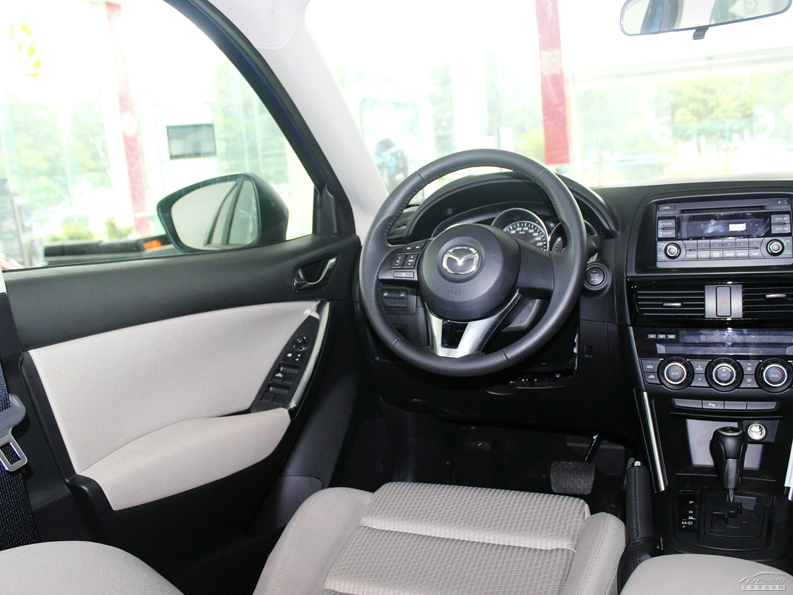 馬自達(dá)CX-5(海外)內(nèi)飾高清大圖