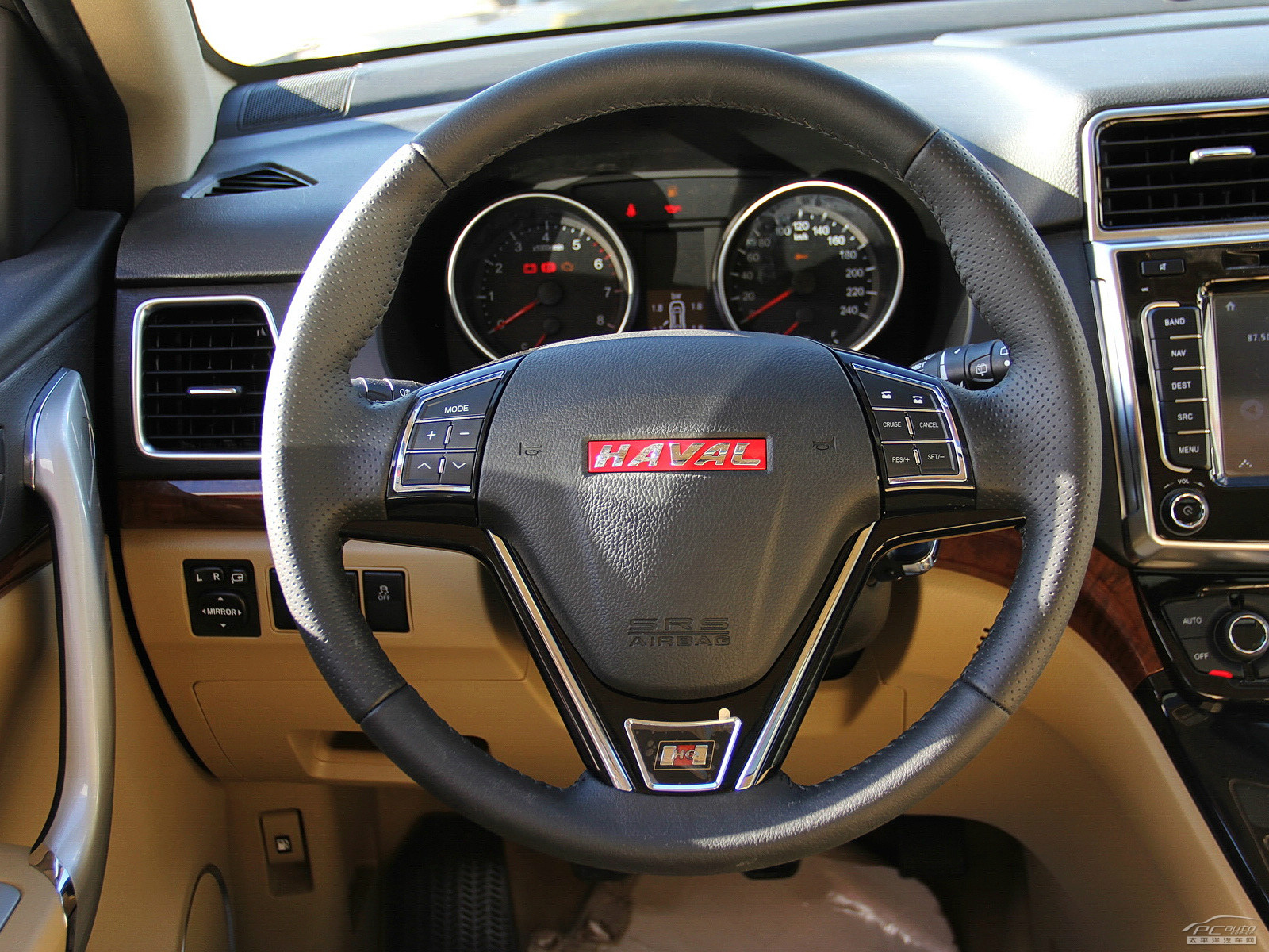 哈弗H6內(nèi)飾高清大圖