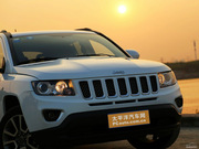 2014款 2.4L 四驅(qū)豪華版