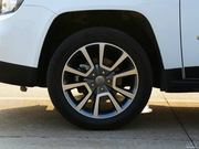 2014款 2.4L 四驅(qū)豪華版 2014款 2.4L 四驅(qū)豪華版