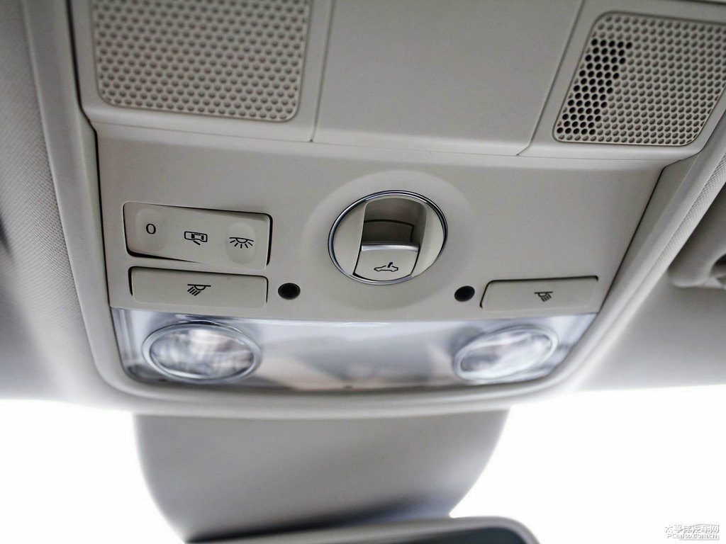 朱鷺白大眾CC車廂內(nèi)飾圖片