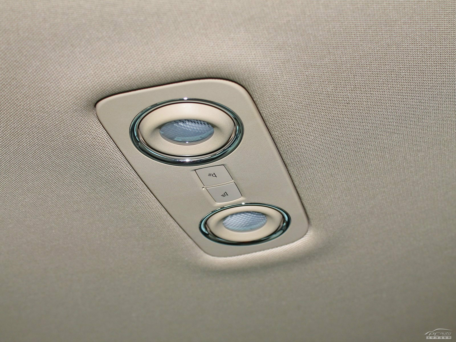 榮威950內(nèi)飾高清大圖