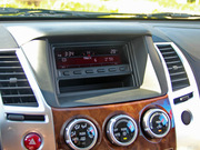 2013款 3.0L 自動兩驅(qū)豪華型 2013款 3.0L 自動兩驅(qū)豪華型