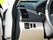 2013款 3.0L 自動兩驅(qū)豪華型 2013款 3.0L 自動兩驅(qū)豪華型