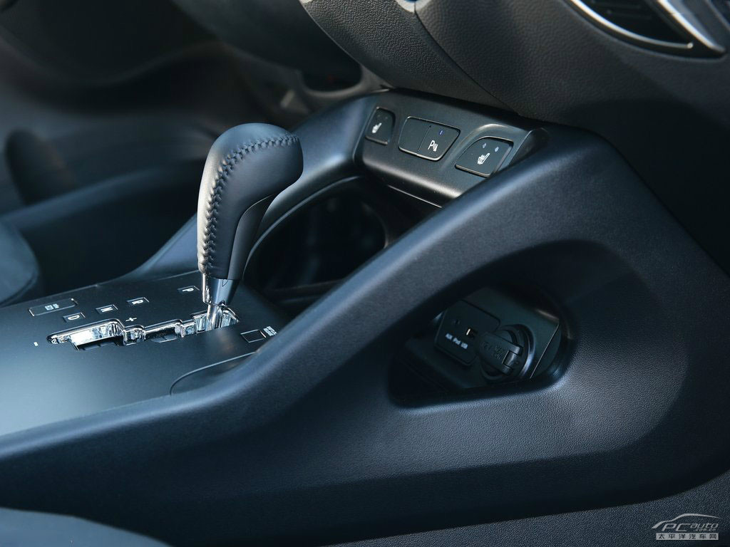 途勝(海外)內(nèi)飾高清大圖