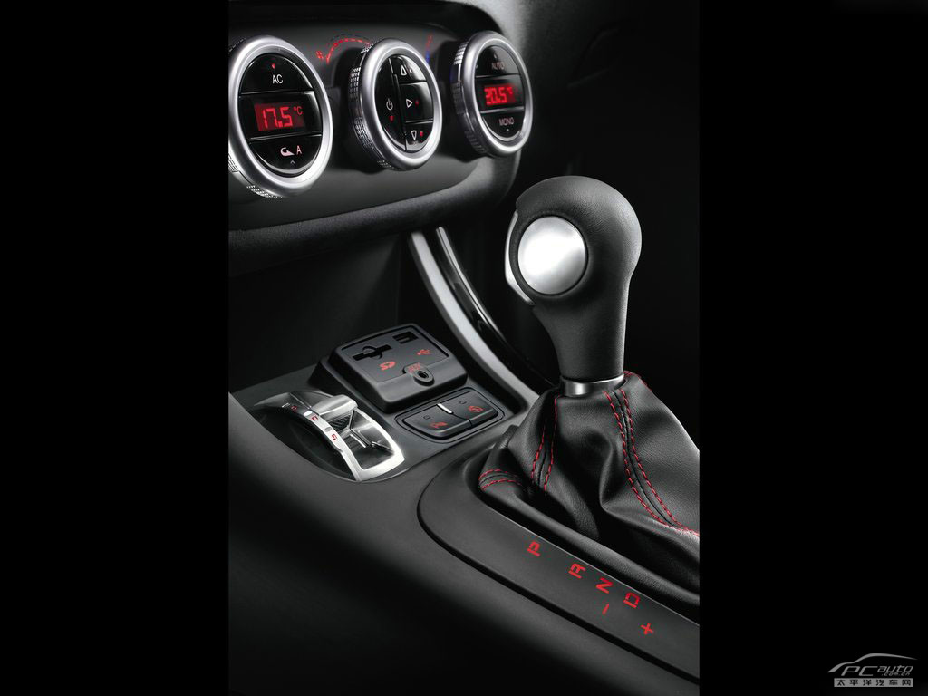 ALFA Giulietta內飾高清大圖