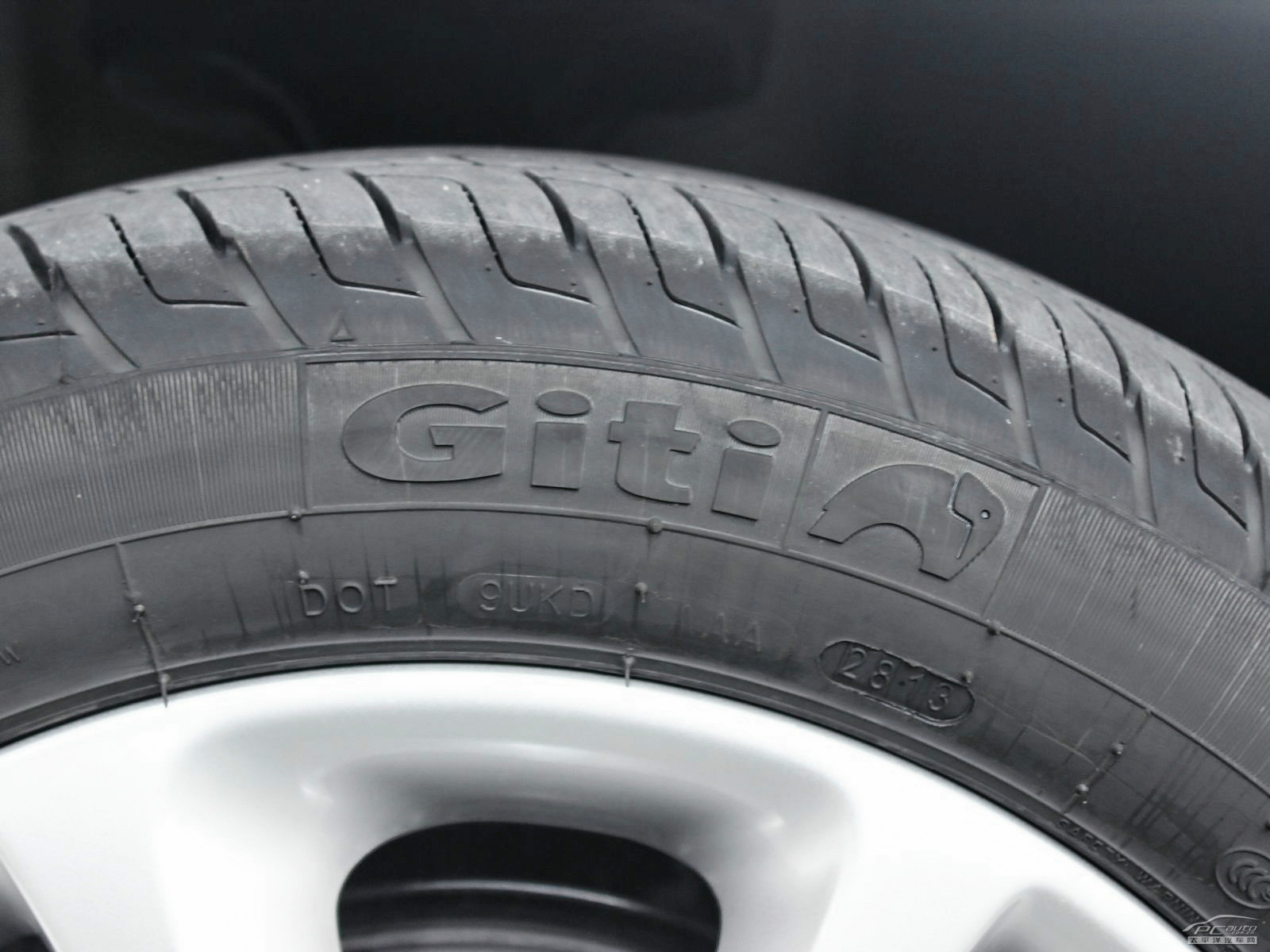 艾瑞澤7細節(jié)高清大圖