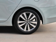 2014款 1.8L 自動(dòng)DLX 尊貴型 2014款 1.8L 自動(dòng)DLX 尊貴型