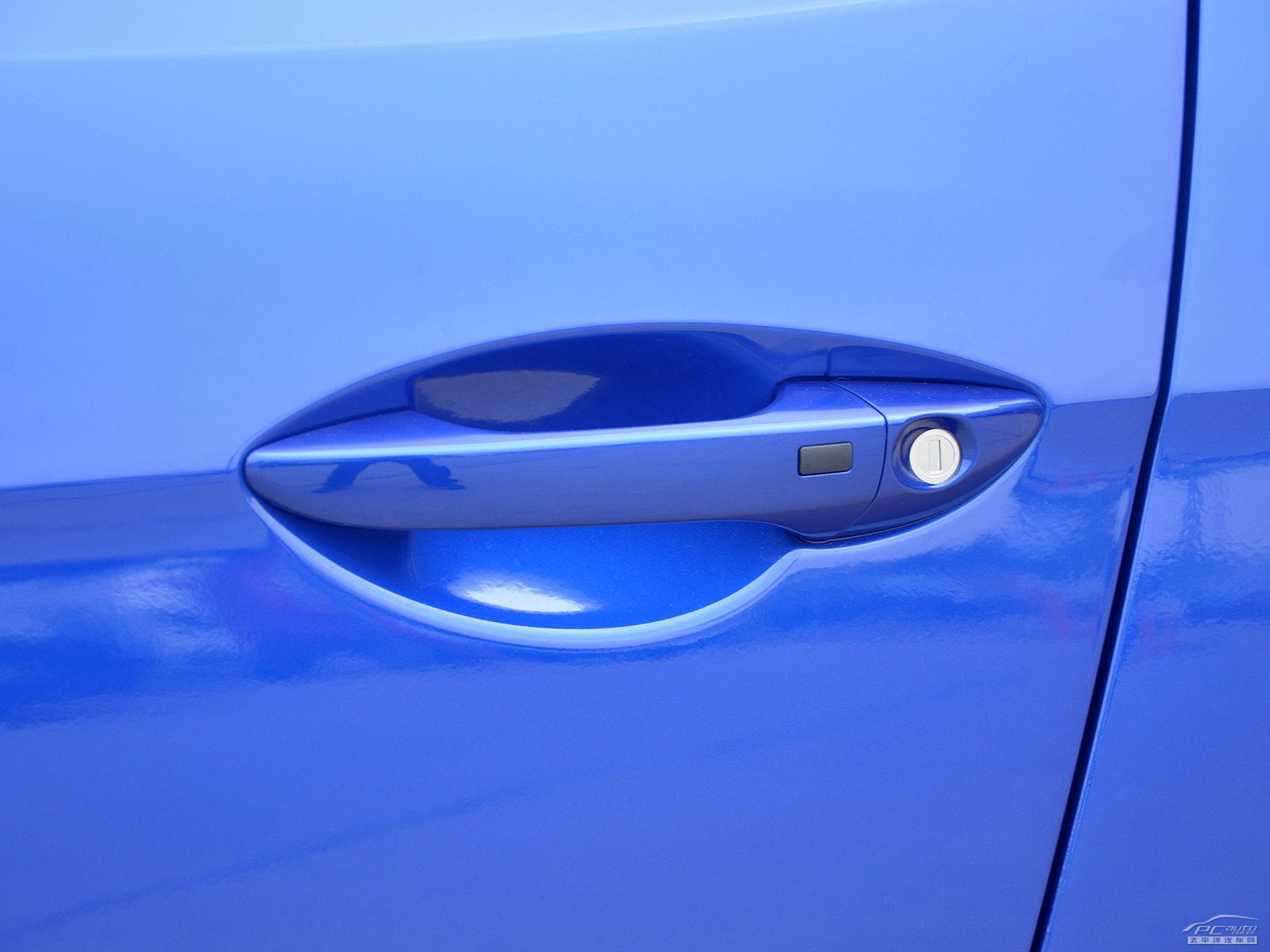 Veloster外觀高清大圖