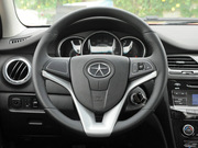 2012款 1.5L MT 尊逸運(yùn)動(dòng)型 2012款 1.5L MT 尊逸運(yùn)動(dòng)型