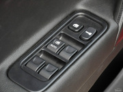 2012款 1.5L MT 尊逸運(yùn)動(dòng)型 2012款 1.5L MT 尊逸運(yùn)動(dòng)型