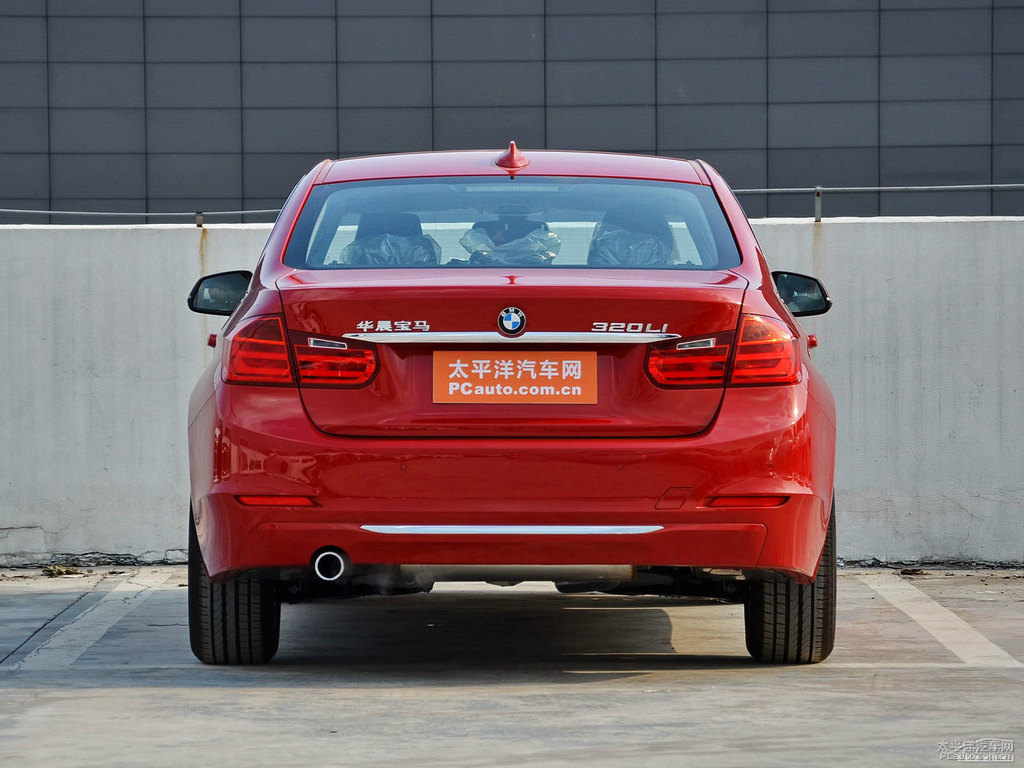 墨爾本紅寶馬3系整車外觀外觀圖片