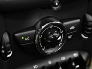 2013款 1.6L ONE 限量第一款