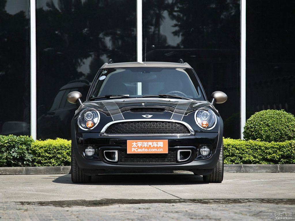 子夜黑MINI CLUBMAN整車外觀外觀圖片