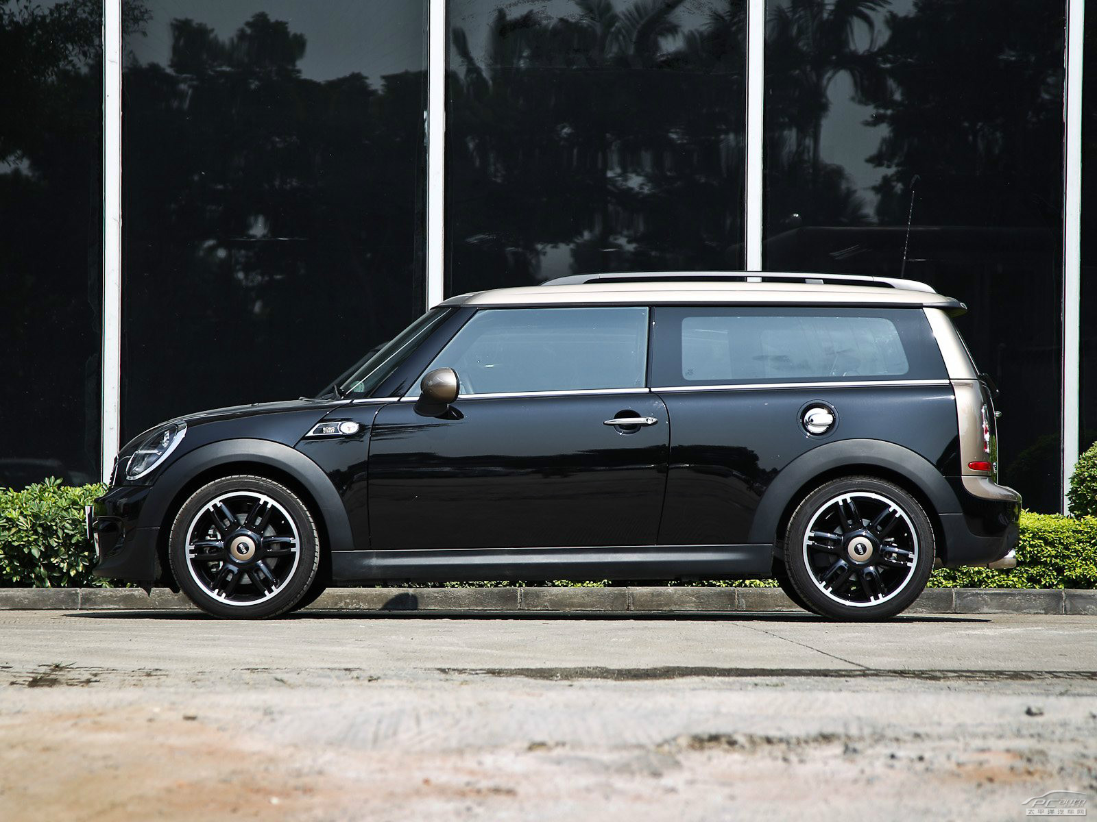 MINI CLUBMAN外觀高清大圖