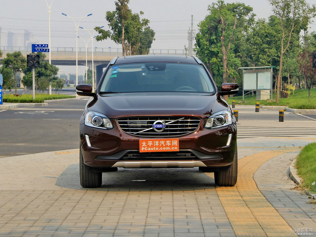 ɫ֠XC60(M)܇^^DƬ