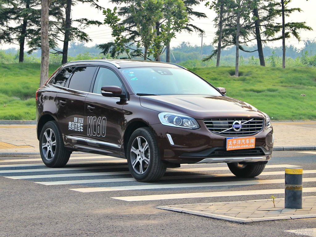 ɫ֠XC60(M)܇^^DƬ